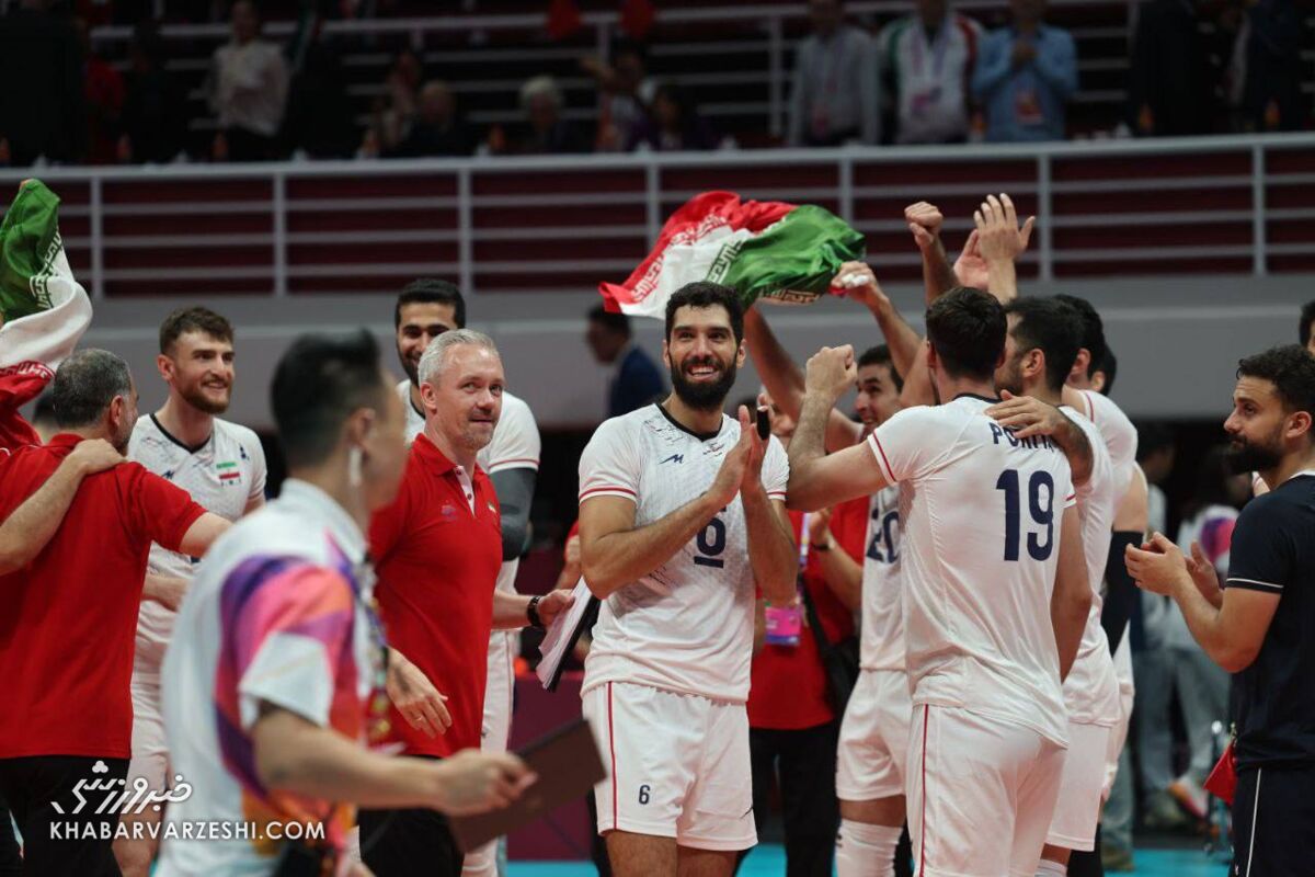 عکس| سرمربی مشهور رسماً گزینه تیم ملی ایران شد