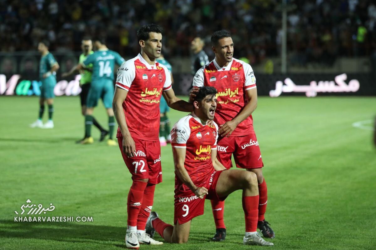 فرق بزرگ ۲ مدعی جام/ استقلال منتظر سوت پایان، پرسپولیس دنبال گل بعدی