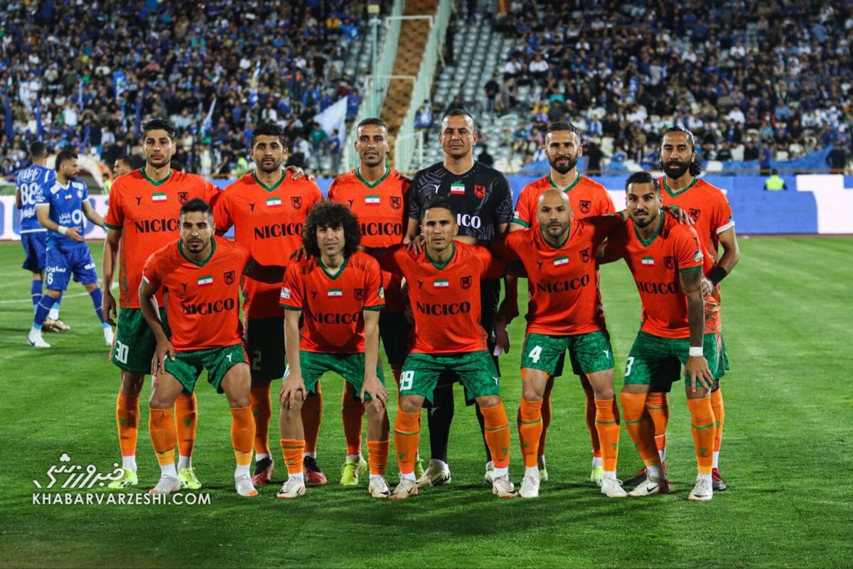 ۴ استقلالی علیه قهرمانی پرسپولیس