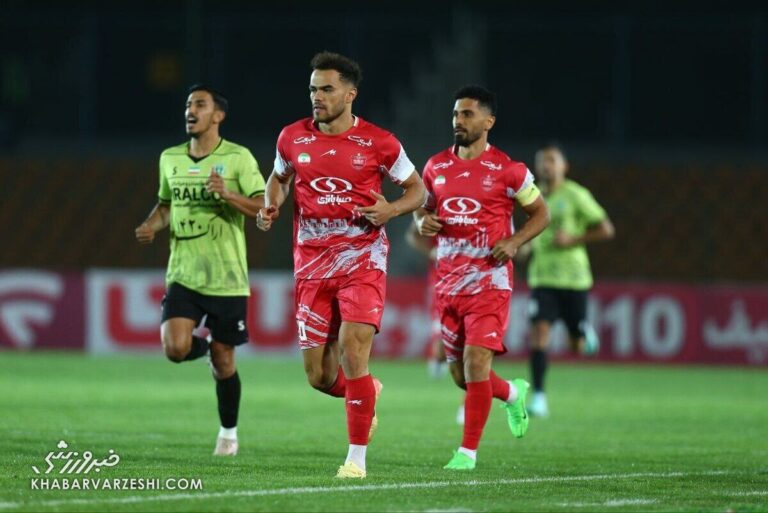 تمدید اورونوف با پرسپولیس، دو ساله است