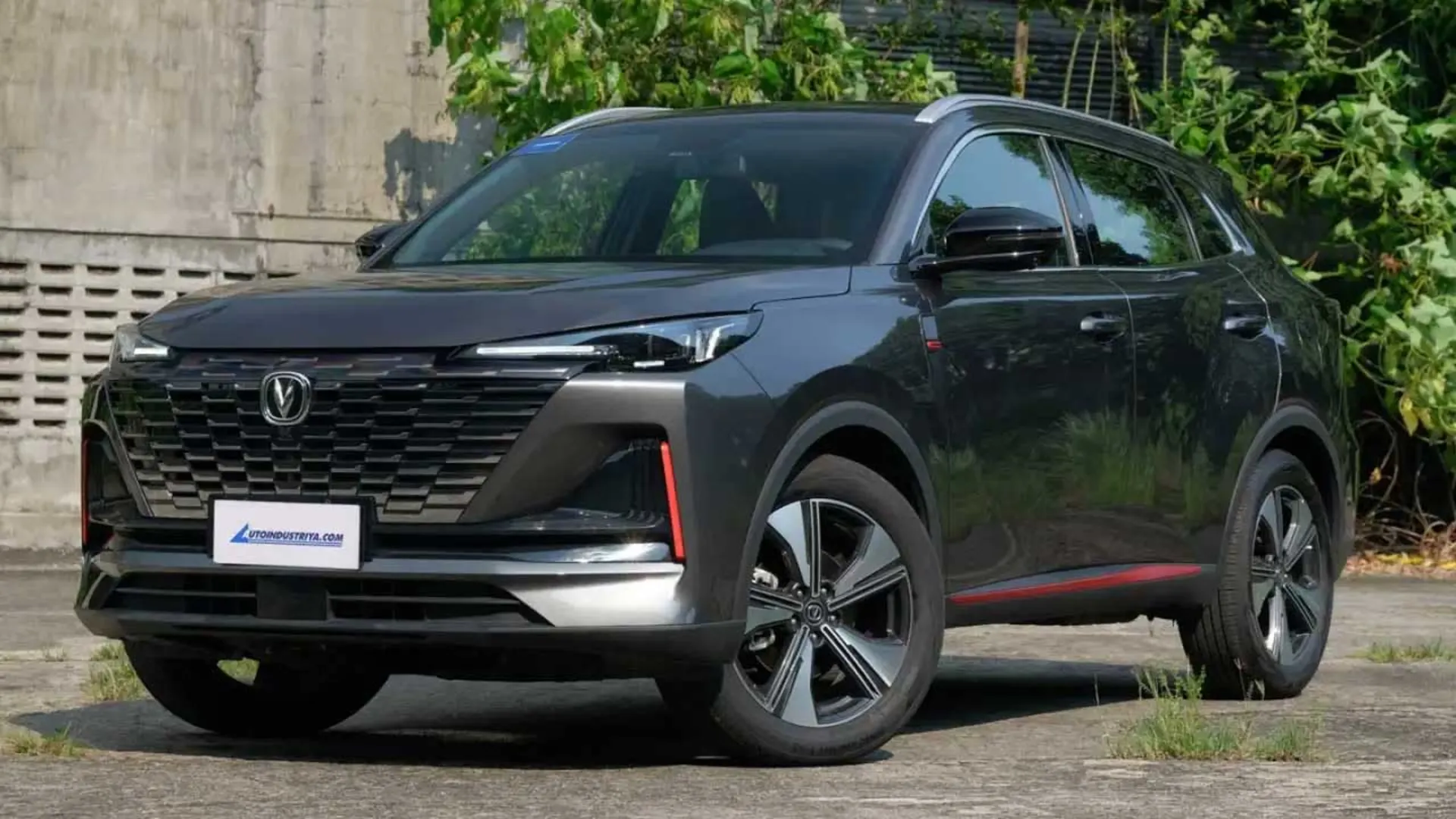 بهترین ماشین‌های چینی در ایران زیر ۲ میلیارد تومان (پاییز ۱۴۰۴)